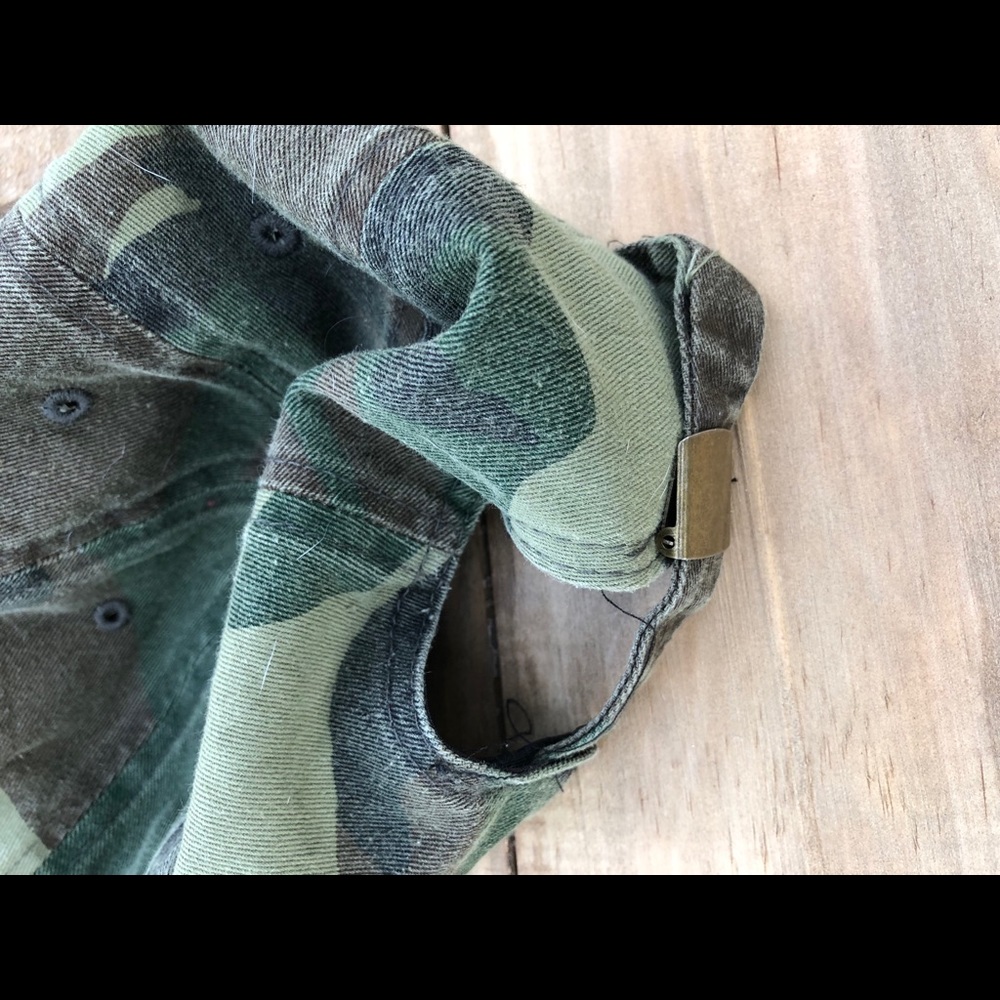 Camo hat - Picture 2 of 2